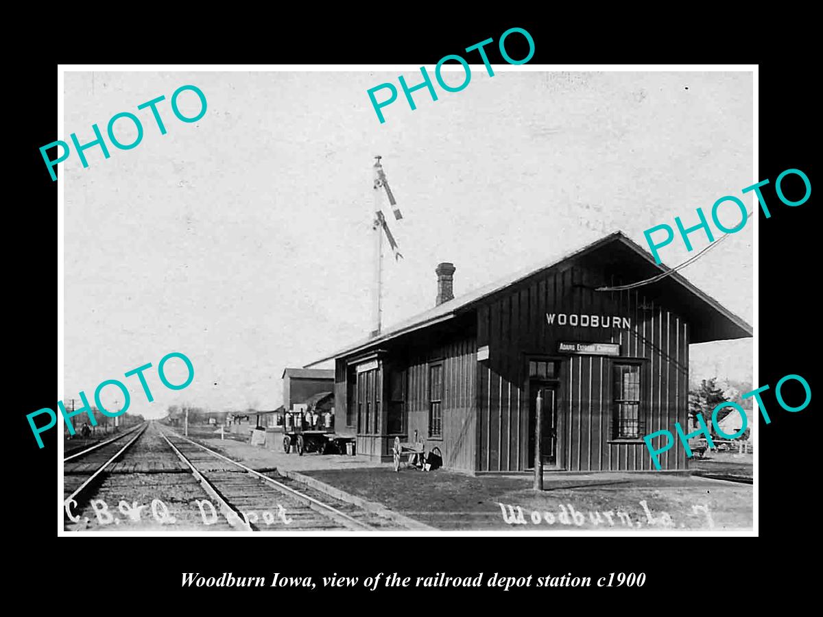 OLD LARGE HISTORIC PHOTO OF WOODBURN IOWA, THE RAILROAD DEPOT STATION c1900