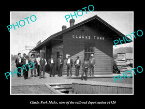 OLD LARGE HISTORIC PHOTO OF CLARKS FORK IDAHO, THE RAILROAD DEPOT STATION c1920