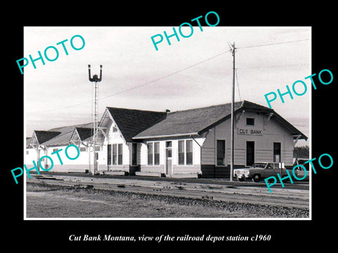 OLD LARGE HISTORIC PHOTO OF CUT BANK MONTANA, THE RAILROAD DEPOT STATION c1960