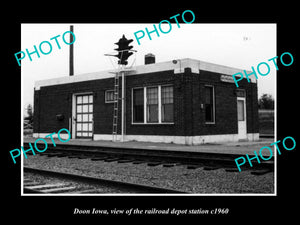 OLD LARGE HISTORIC PHOTO OF DOON IOWA, THE RAILROAD DEPOT STATION c1960