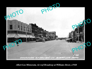 OLD LARGE HISTORIC PHOTO OF ALBERT LEA MINNESOTA, THE BROADWAY & STORES c1940