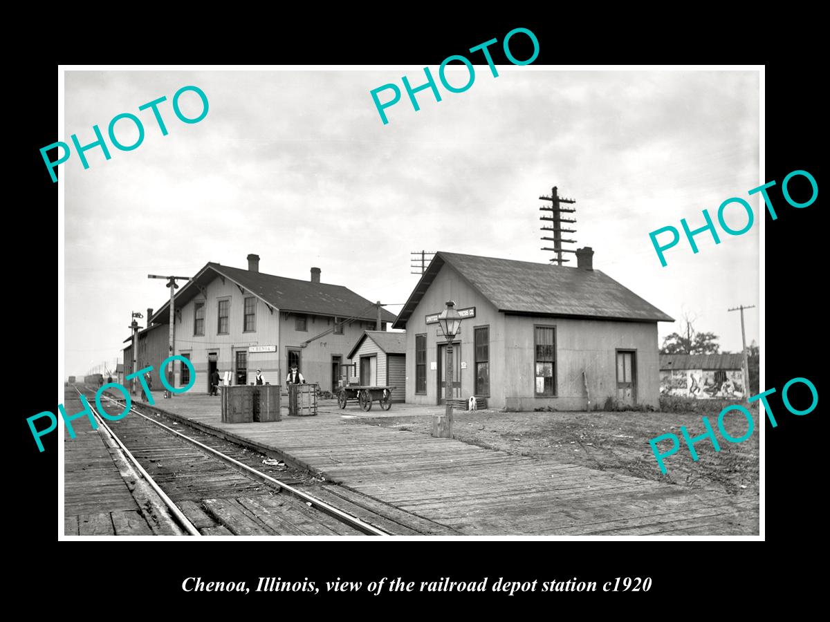 OLD LARGE HISTORIC PHOTO OF CHENOA ILLINOIS, THE RAILROAD DEPOT STATION c1920