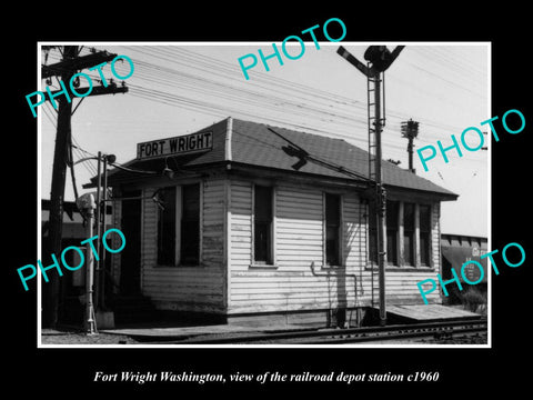 OLD LARGE HISTORIC PHOTO OF FORT WRIGHT WASHINGTON, THE RAILROAD STATION c1960