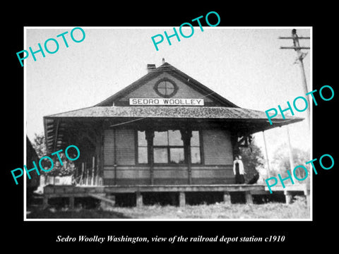 OLD LARGE HISTORIC PHOTO OF SEDRO WOOLLEY WASHINGTON, THE RAILROAD STATION c1910