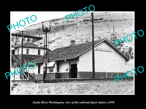 OLD LARGE HISTORIC PHOTO OF SNAKE RIVER WASHINGTON, THE RAILROAD STATION c1950