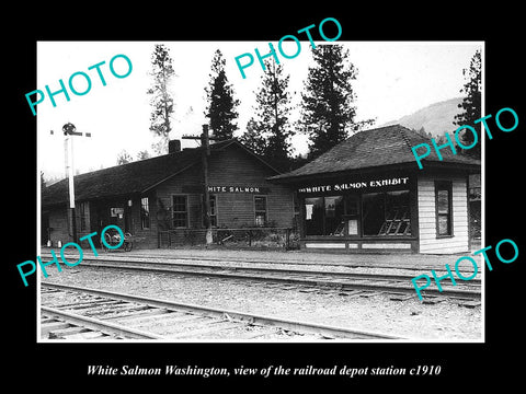 OLD LARGE HISTORIC PHOTO OF WHITE SALMON WASHINGTON, THE RAILROAD STATION c1910