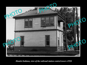 OLD LARGE HISTORIC PHOTO OF HAMLET INDIANA, THE RAILROAD DEPOT STATION c1950