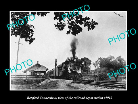 OLD LARGE HISTORIC PHOTO OF BOTSFORD CONNECTICUT, THE RAILROAD STATION c1910