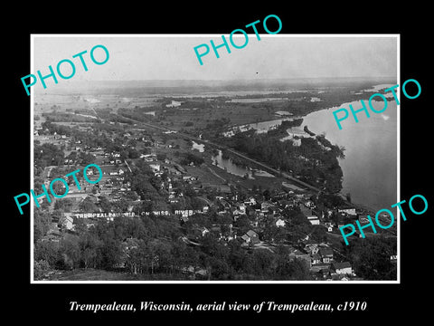 OLD LARGE HISTORIC PHOTO OF TREMPEALEAU WISCONSIN, AERIAL VIEW OF THE TOWN c1910